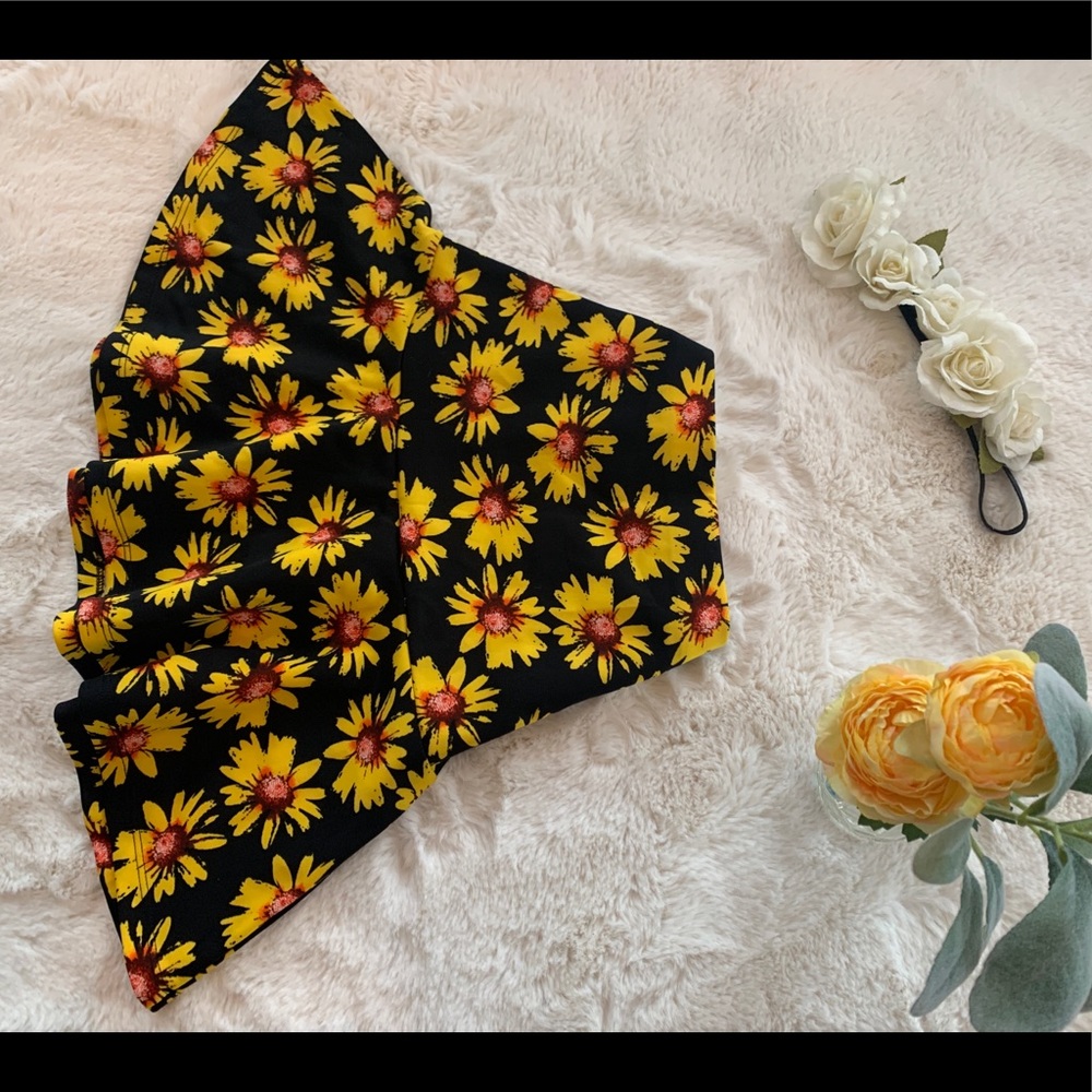 Sunflower mini skirt